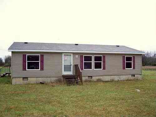 Mobile Home For Sale - 20071 Northrup Drive<br/> Howard City, MI 49329