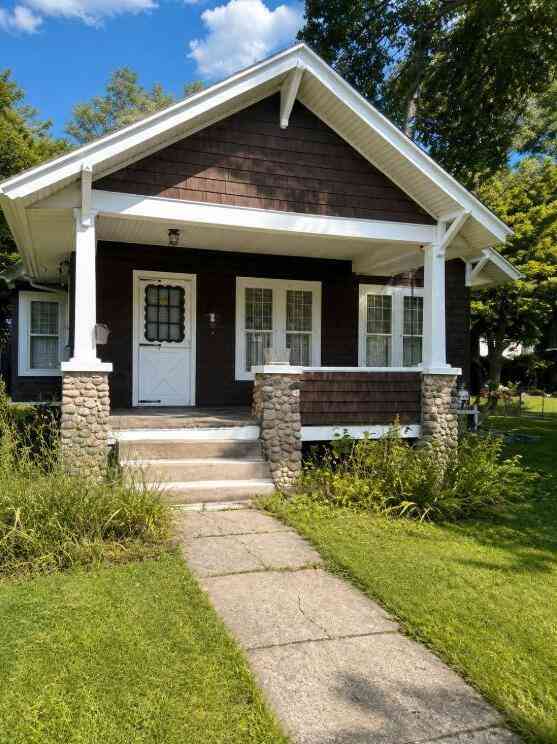 Homes For Sale - 730 Gayle Avenue<br/> Kalamazoo, MI 49048