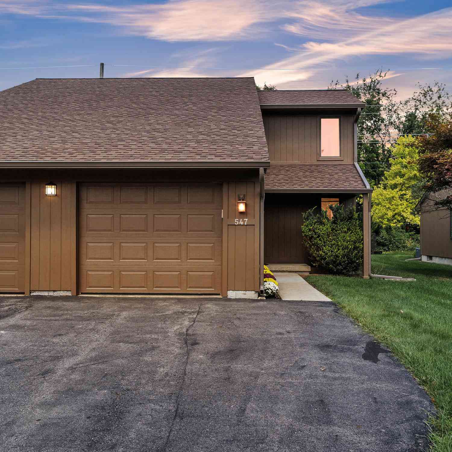 Condo For Sale - 547 Park Place<br/> Saline, MI 48176