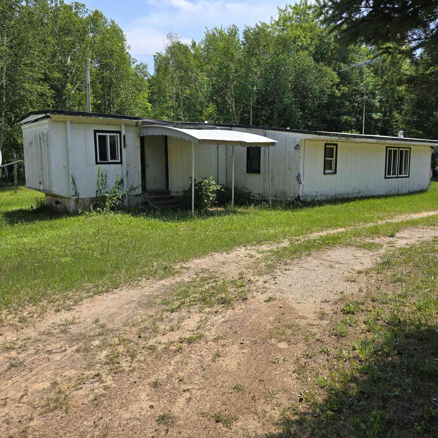 Vacant Land For Sale - 15067 S Kinross Road<br/> Kinross, MI 49752