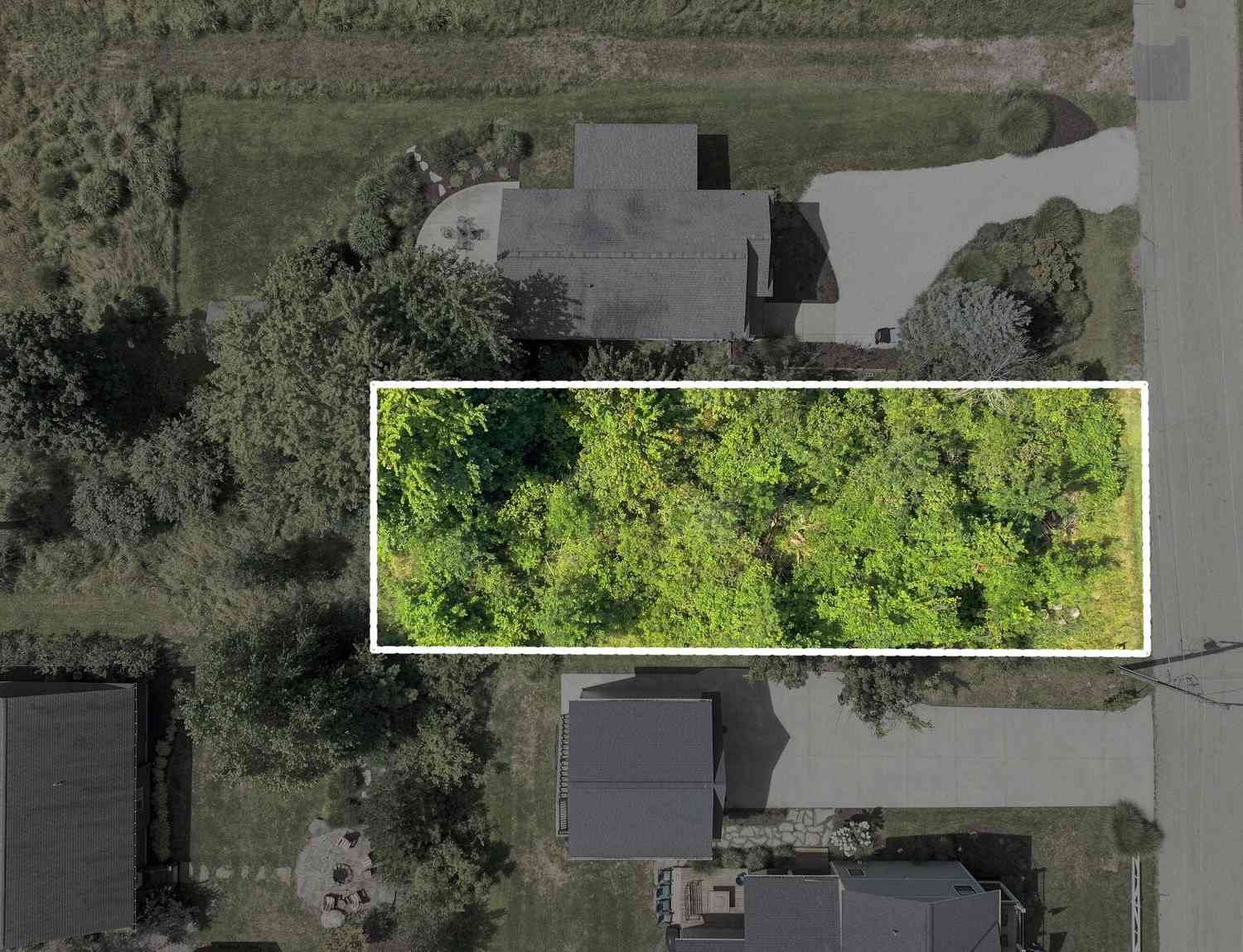 Vacant Land For Sale - 6912 3rd Street<br/> Douglas, MI 49406
