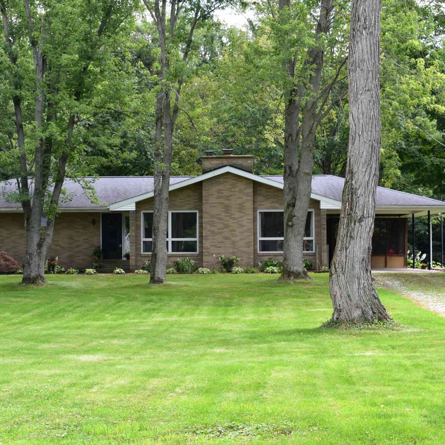 Homes For Sale - 8361 Pucker Street<br/> Berrien Center, MI 49102