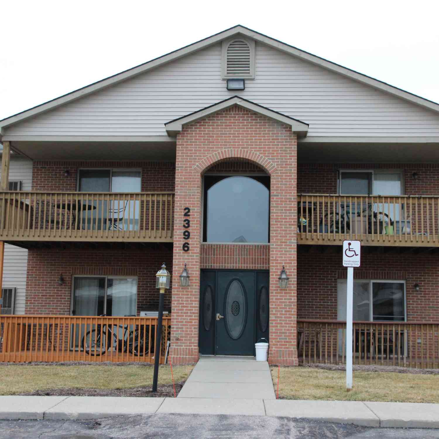 Condo For Rent - 2396 Quarterback Court #7<br/> Ypsilanti, MI 48197