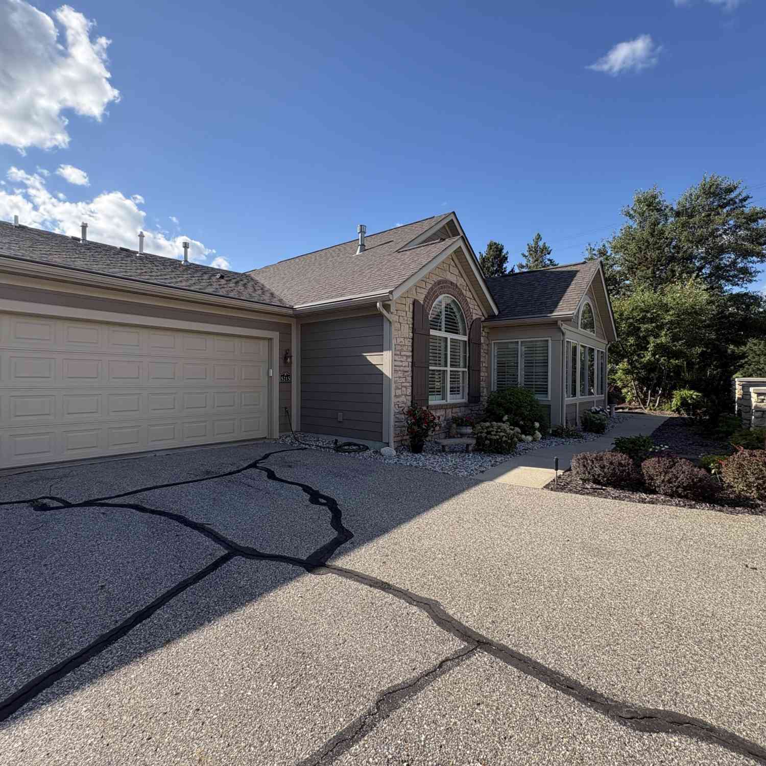 Condo For Sale - 5215 River Flow Avenue #10<br/> Kent County, Wyoming, MI 49418