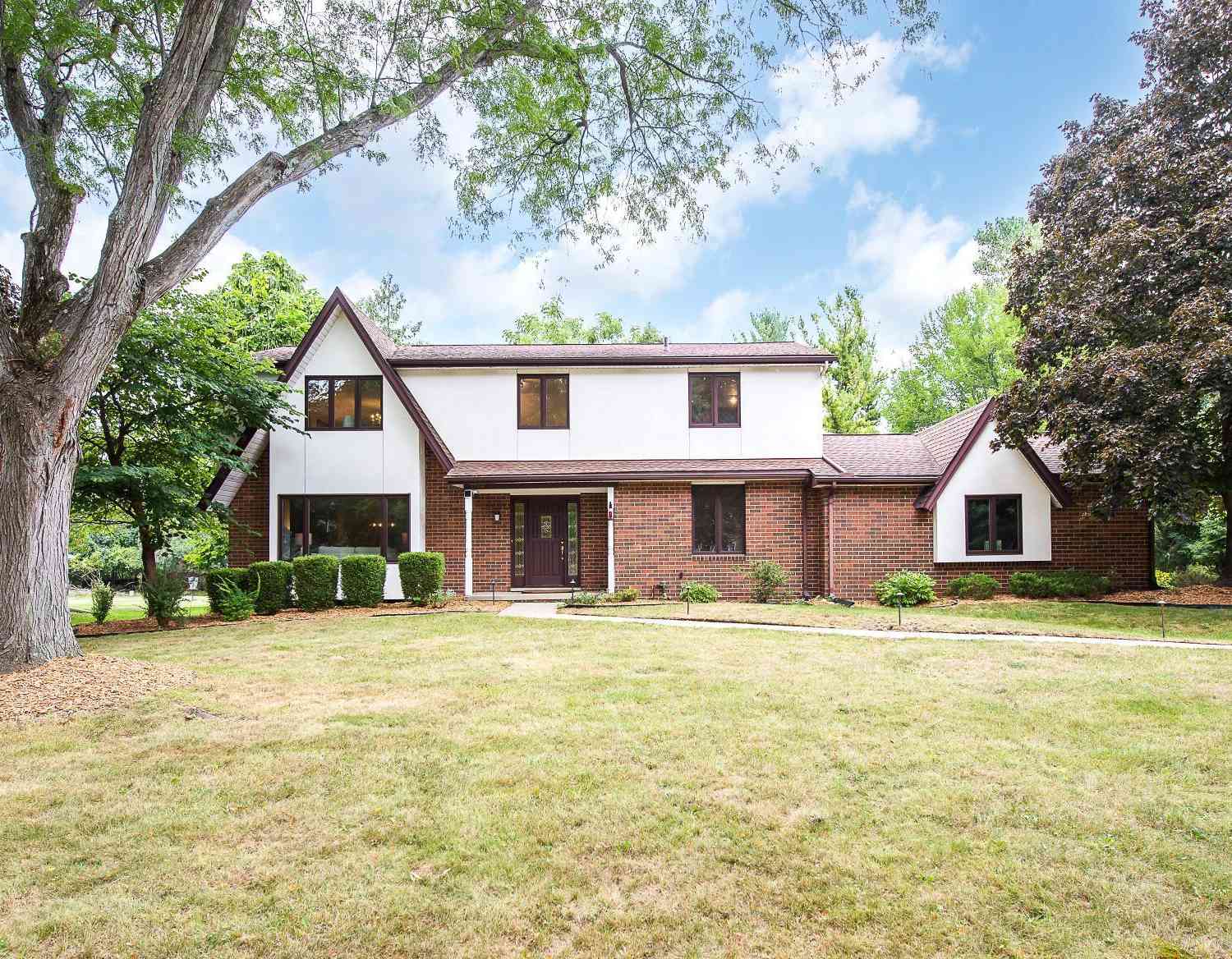 Homes For Sale - 2764 Lowell Road<br/> Washtenaw County, Ann Arbor, MI 48103