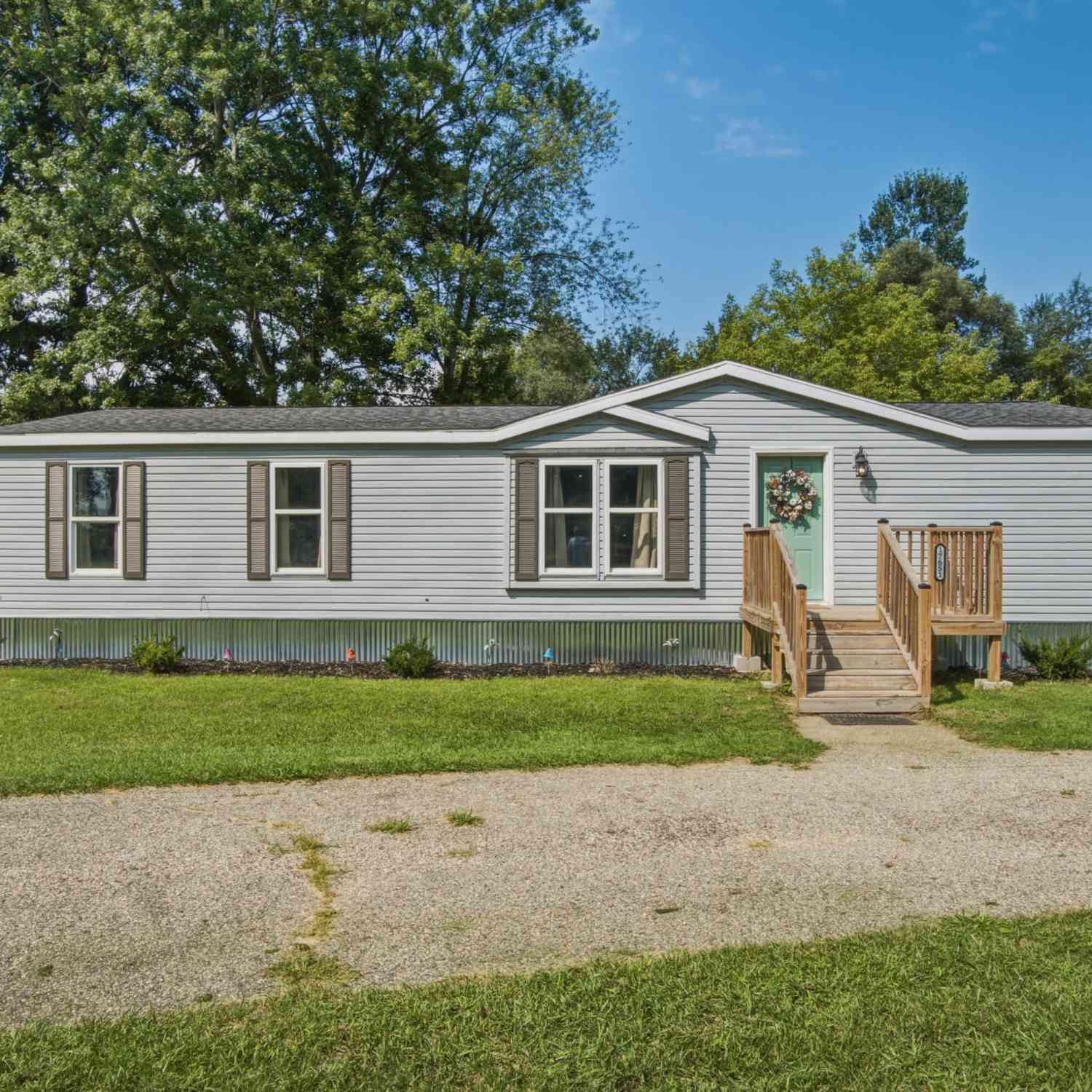 Mobile Home For Sale - 17651 Ritchie Avenue<br/> Kent County, Sand Lake, MI 49343