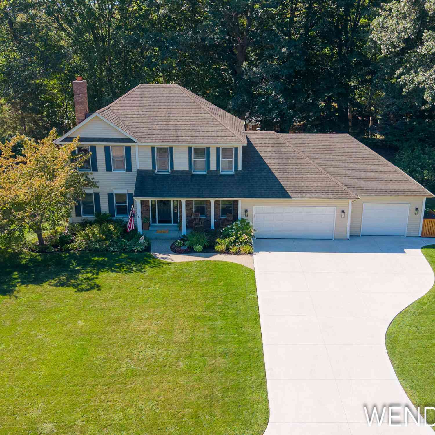 Homes For Sale - 2066 Woodlark Drive<br/> Holland, MI 49424