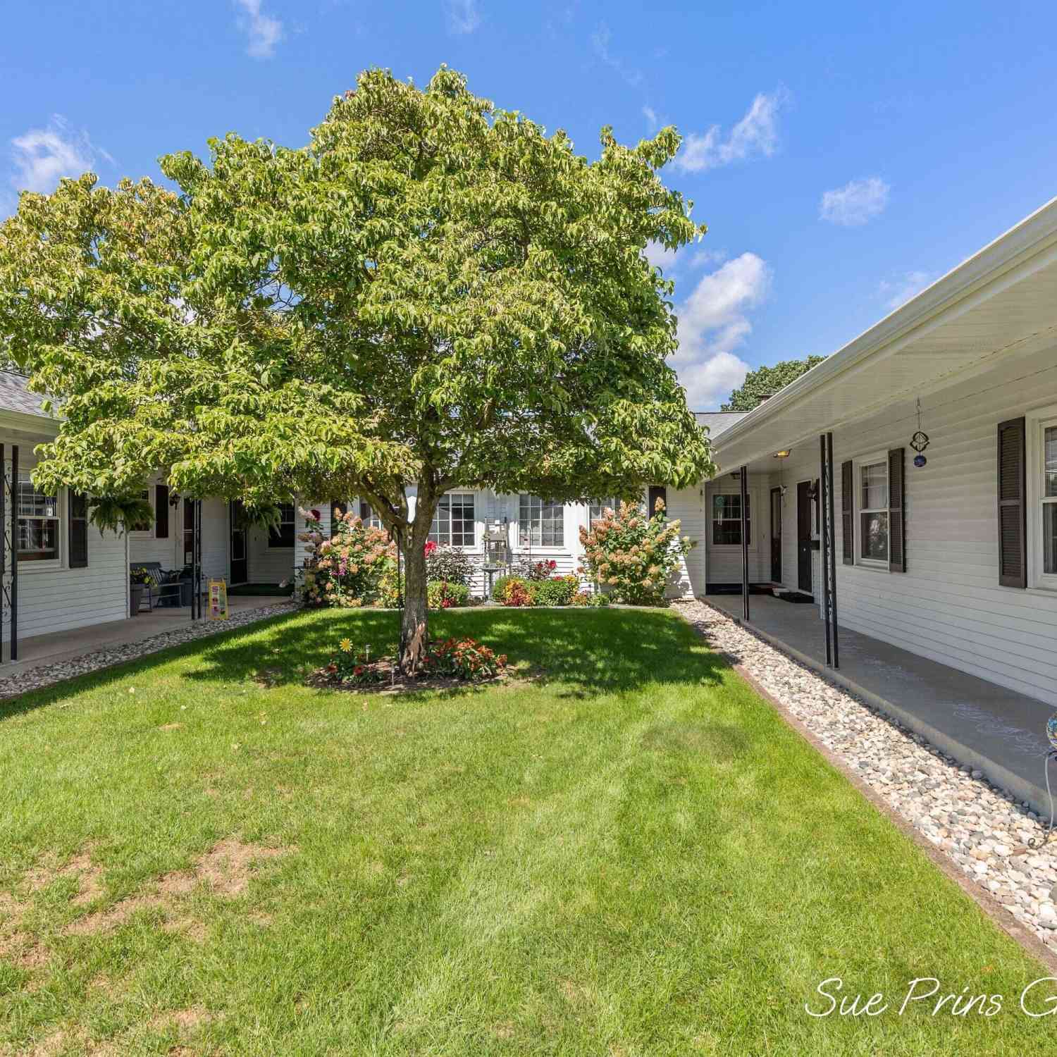 Condo For Sale - 7438 Pine Grove Drive<br/> Ottawa County, Jenison, MI 49428