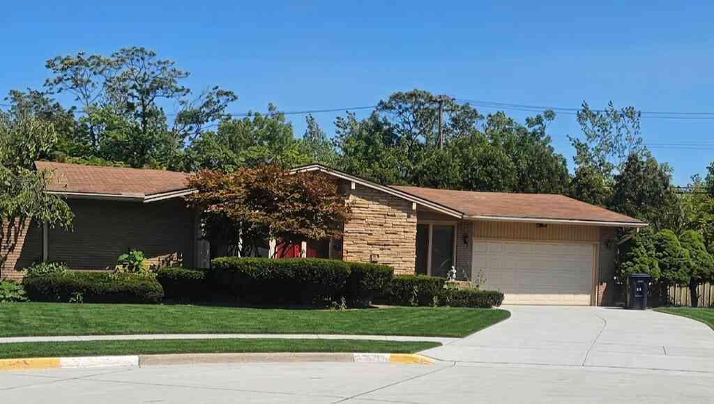 Homes For Sale - 415 Palmerston Street<br/> Wayne County, River Rouge, MI 48218