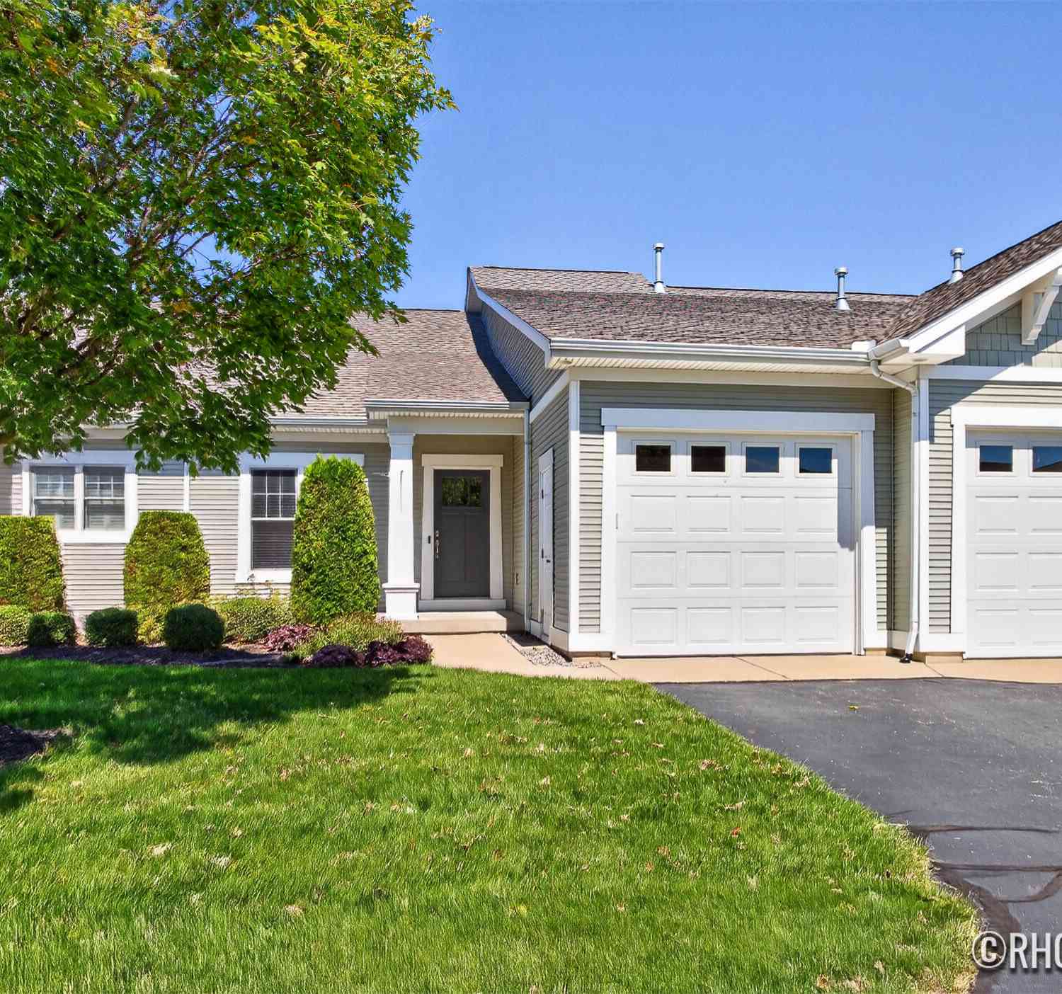 Condo For Sale - 1792 N Trillium Circle<br/> Ottawa County, Zeeland, MI 49464