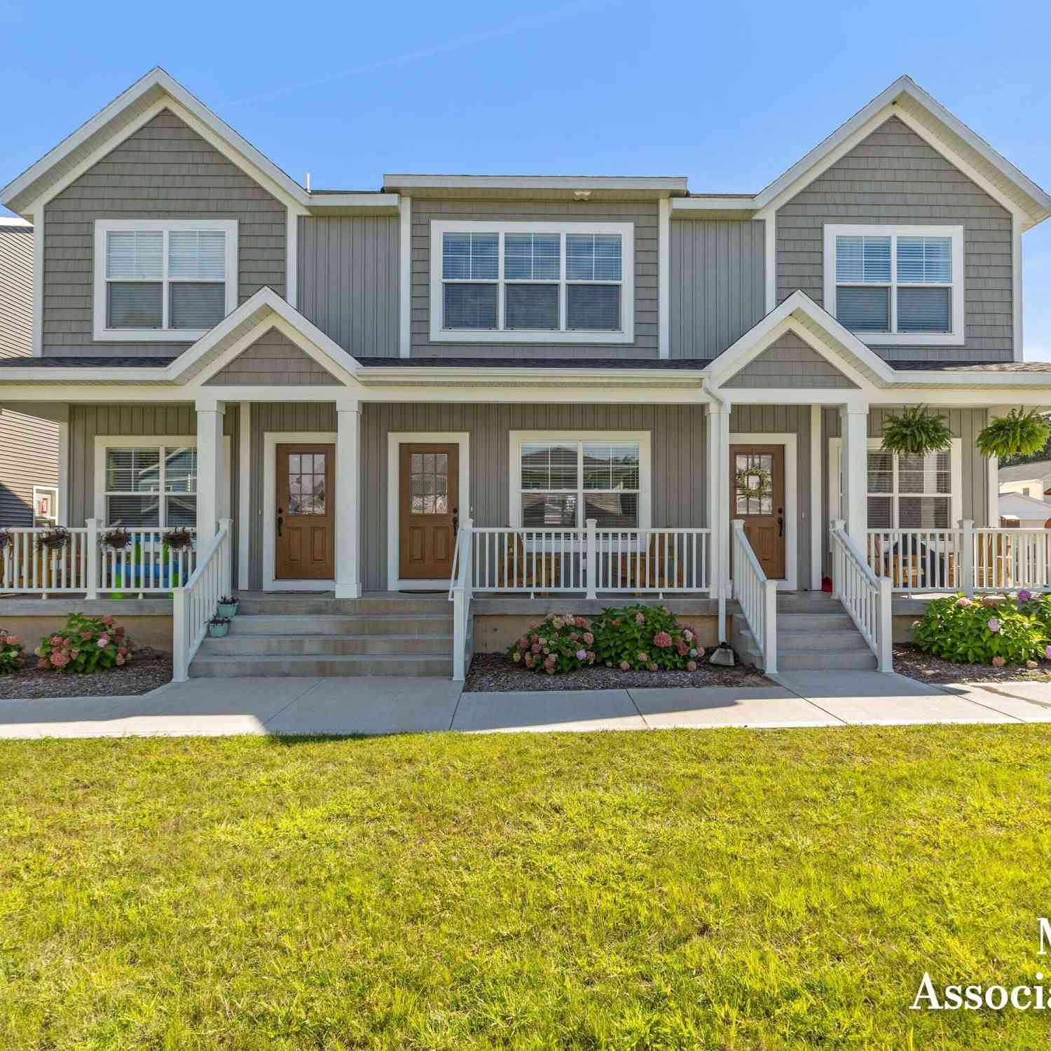 Condo For Sale - 297 Vista Green Court<br/> Holland, MI 49423