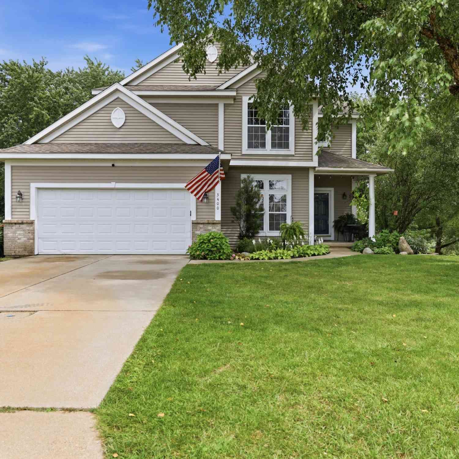 Homes For Sale - 3400 Crystal Valley Court<br/> Holland, MI 49424