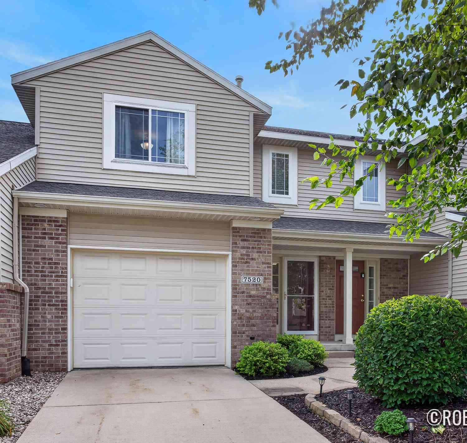 Condo For Sale - 7520 Crooked Creek Drive<br/> Byron Center, MI 49315