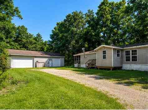 Mobile Home For Sale - 2011 W Quimby Road<br/> Hastings, MI 49058