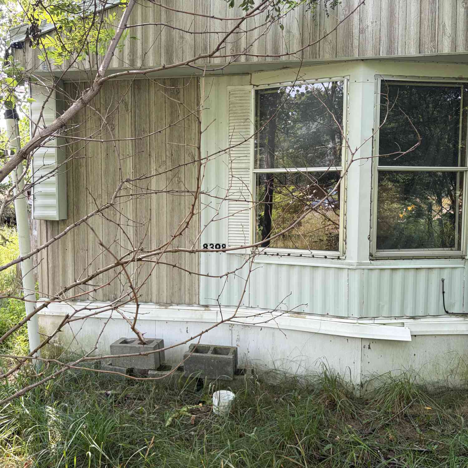 Mobile Home For Sale - 8398 Central Avenue<br/> Kalkaska, MI 49646