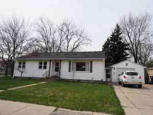 Homes For Sale - 1135 W Summit Avenue<br/> Muskegon, MI 49441