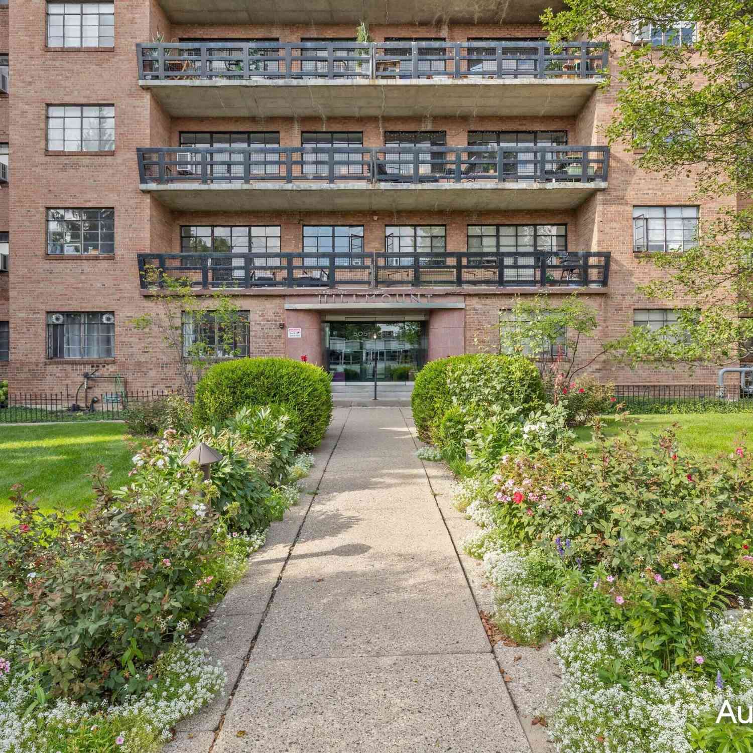 Condo For Sale - 505 Cherry Street #404<br/> Grand Rapids, MI 49503