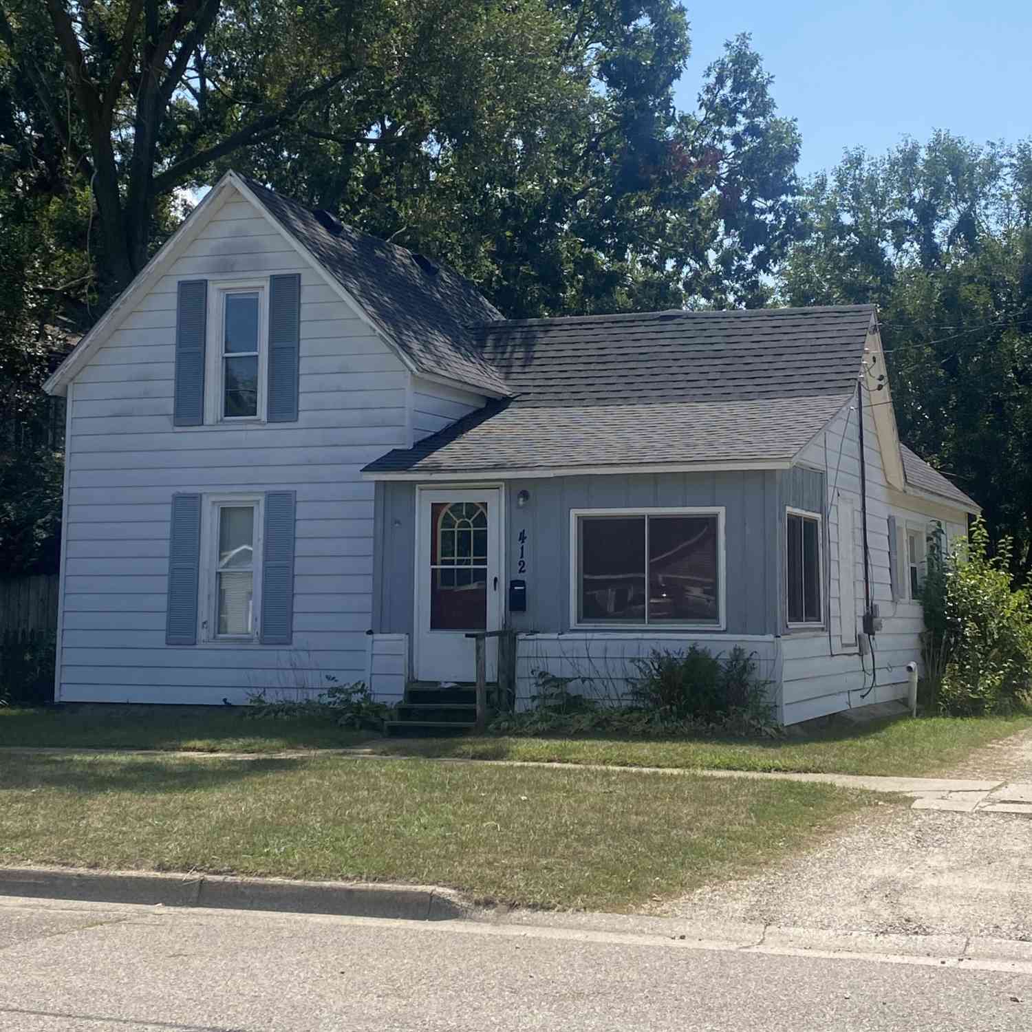 Homes For Sale - 412 E Franklin Street<br/> Allegan County, Otsego, MI 49078