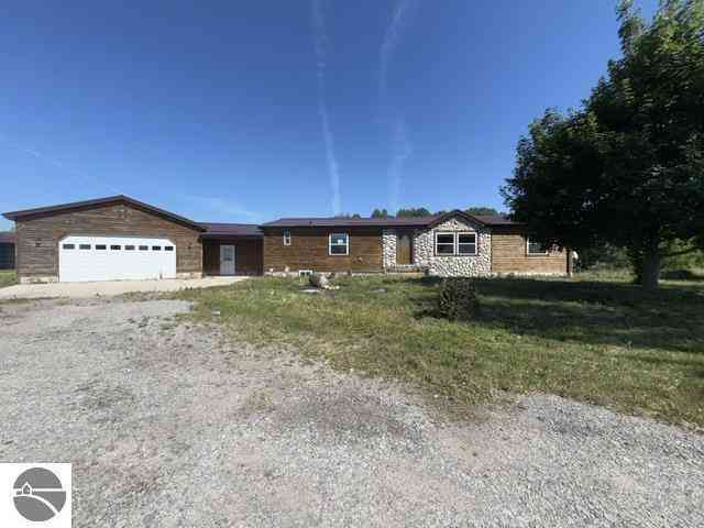 Mobile Home For Sale - 4550 S Darr Road<br/> Mason County, Scottville, MI 49454