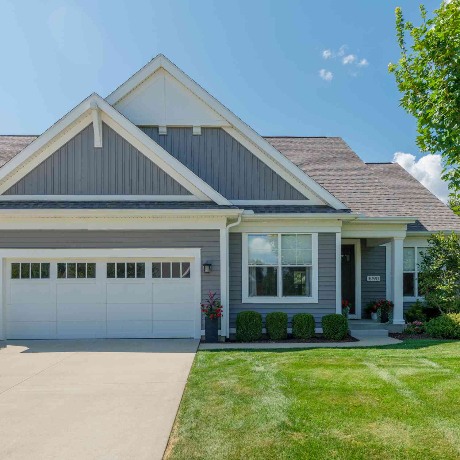 Condo For Sale - 8190 Slate Stone Circle<br/> Portage, MI 49024