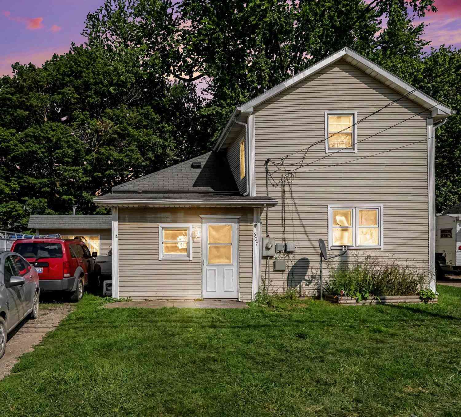 Homes For Sale - 507 S Main Street<br/> Reading, MI 49274