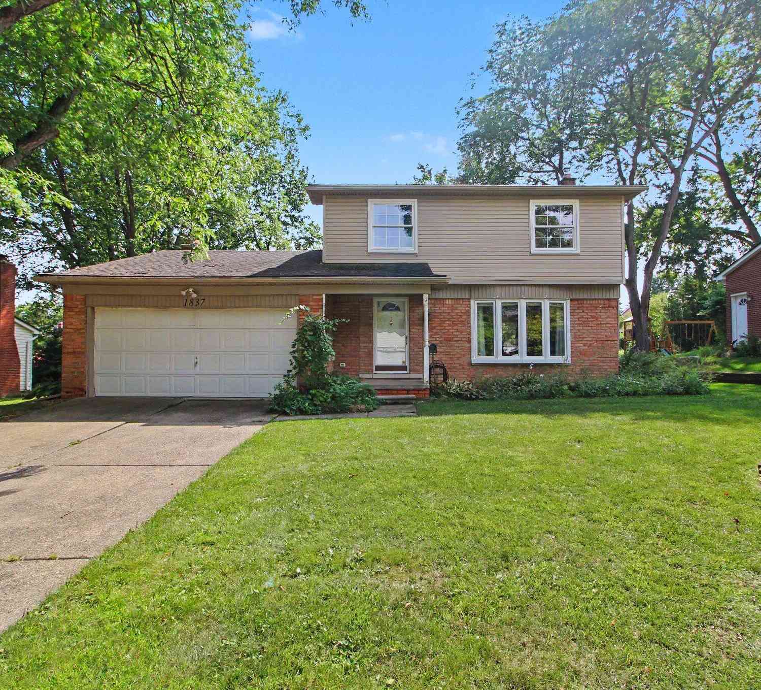 Homes For Sale - 1837 Witmire Street<br/> Ypsilanti, MI 48197