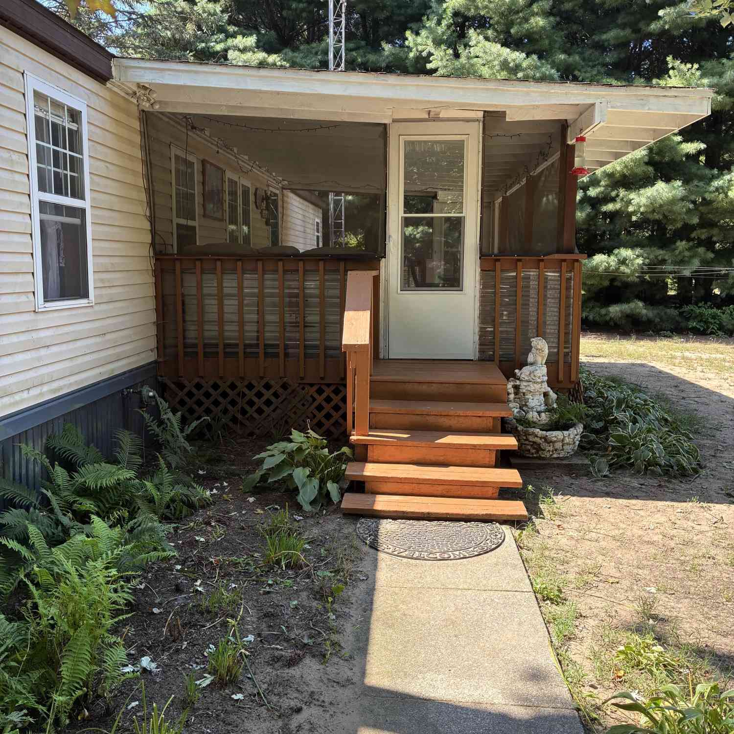 Mobile Home For Sale - 72670 Co Rd 376<br/> Van Buren County, Covert, MI 49043