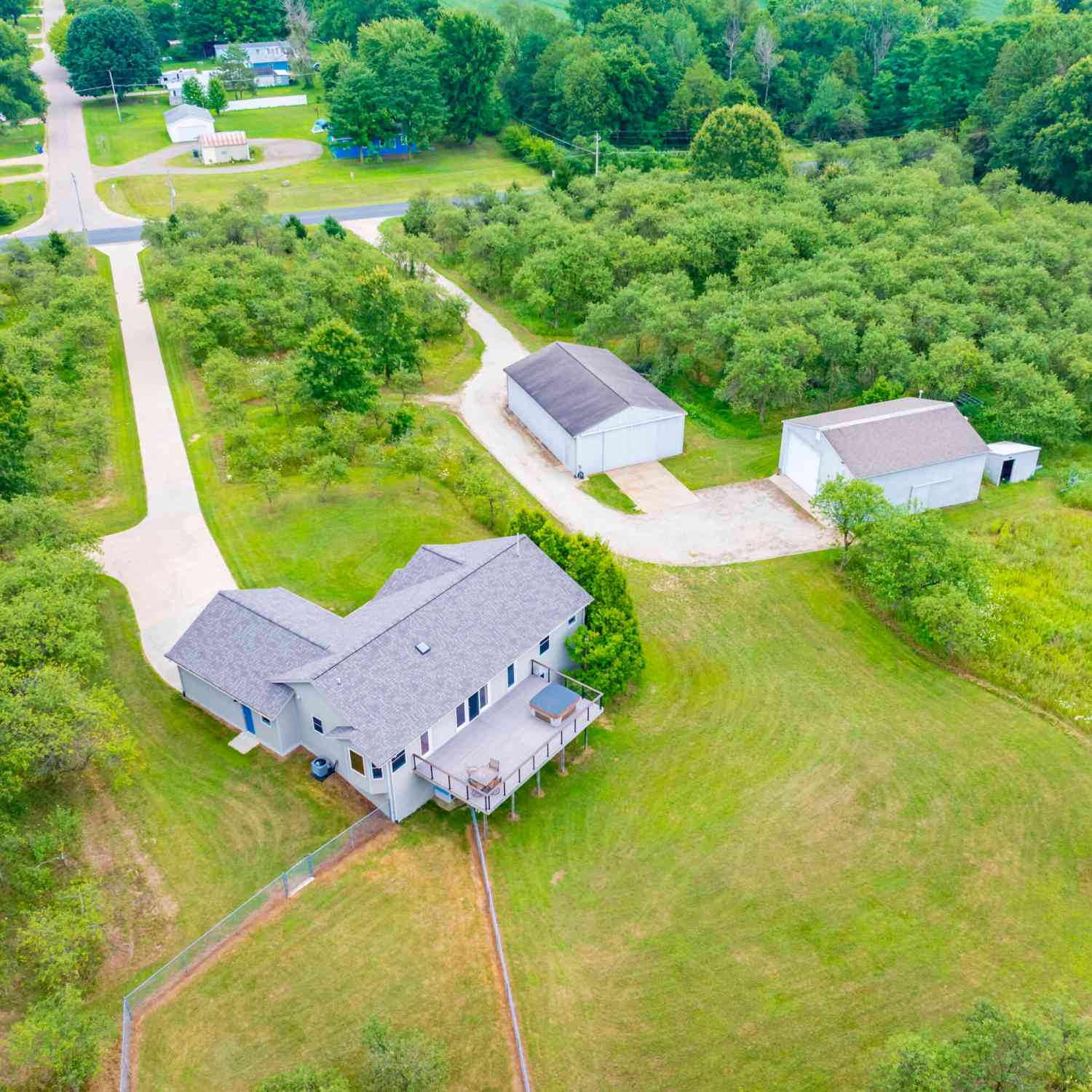 Homes For Sale - 50360 29 1/2 Street<br/> Paw Paw, MI 49079