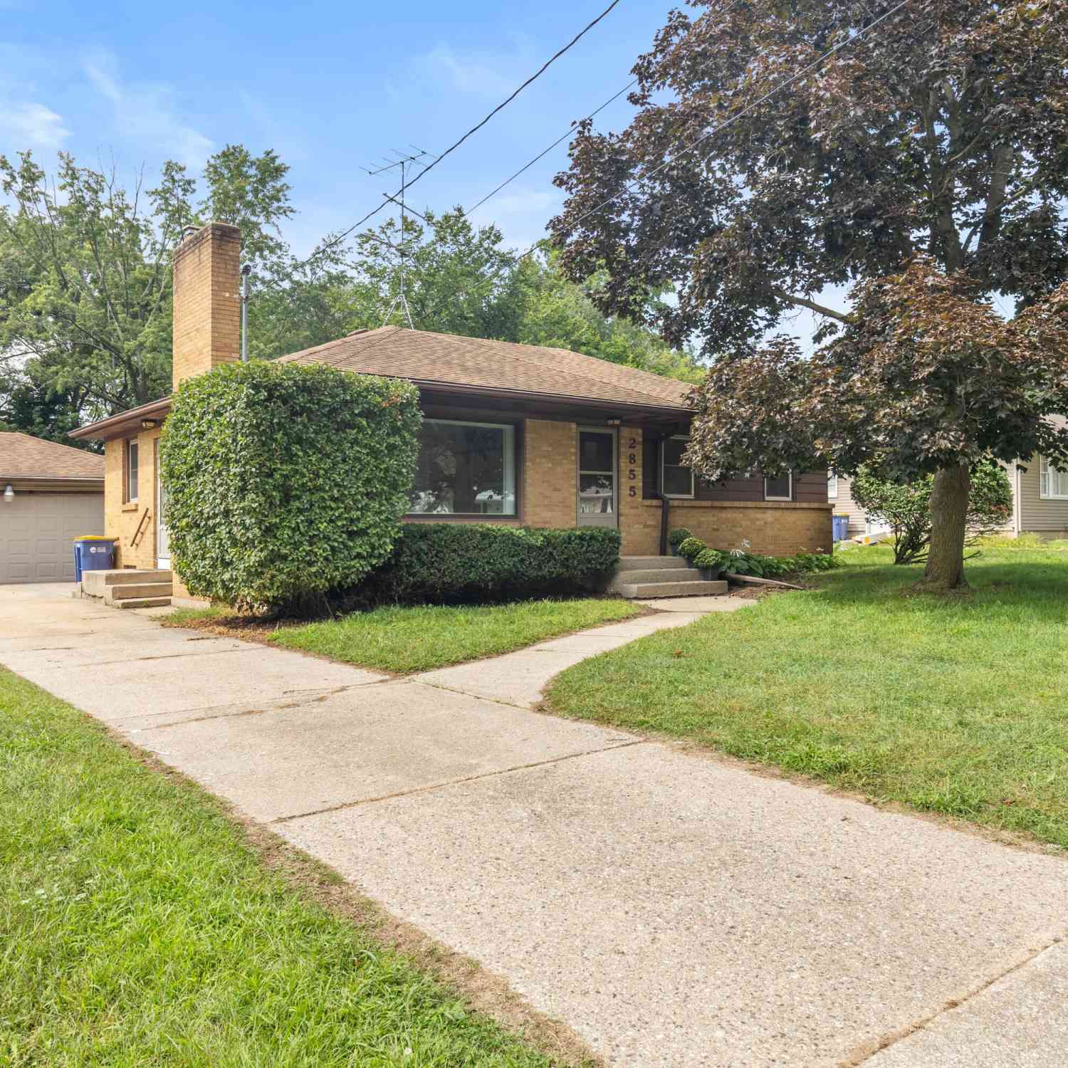 Homes For Sale - 2855 Gerald Avenue<br/> Kent County, Grand Rapids, MI 49505