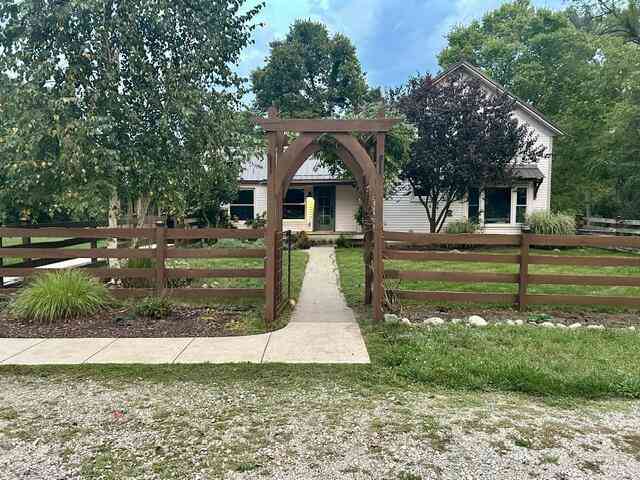 Homes For Sale - 9420 Bluewater Highway<br/> Ionia County, Saranac, MI 48881