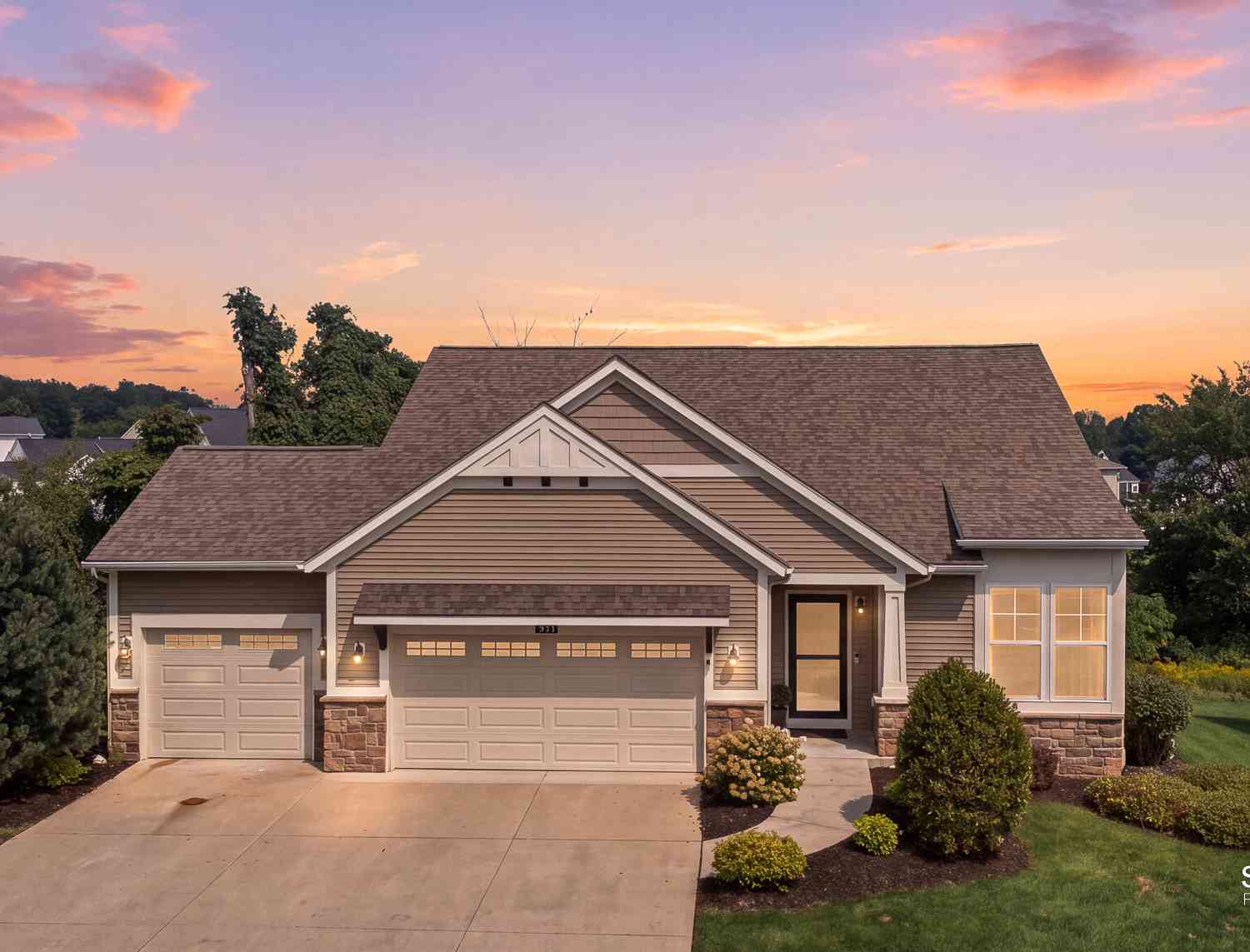Condo For Sale - 3173 Braeburn Drive #17<br/> Jenison, MI 49428