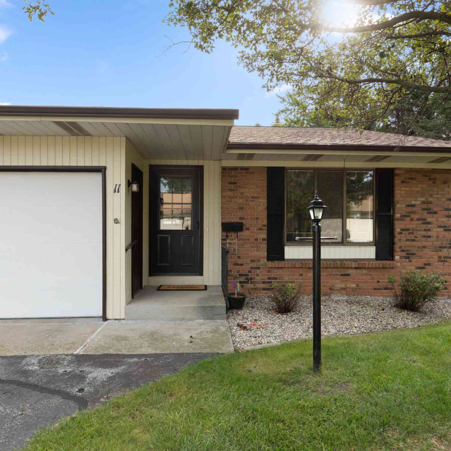 Condo For Sale - 52 Old Mill Drive #11<br/> Holland, MI 49423
