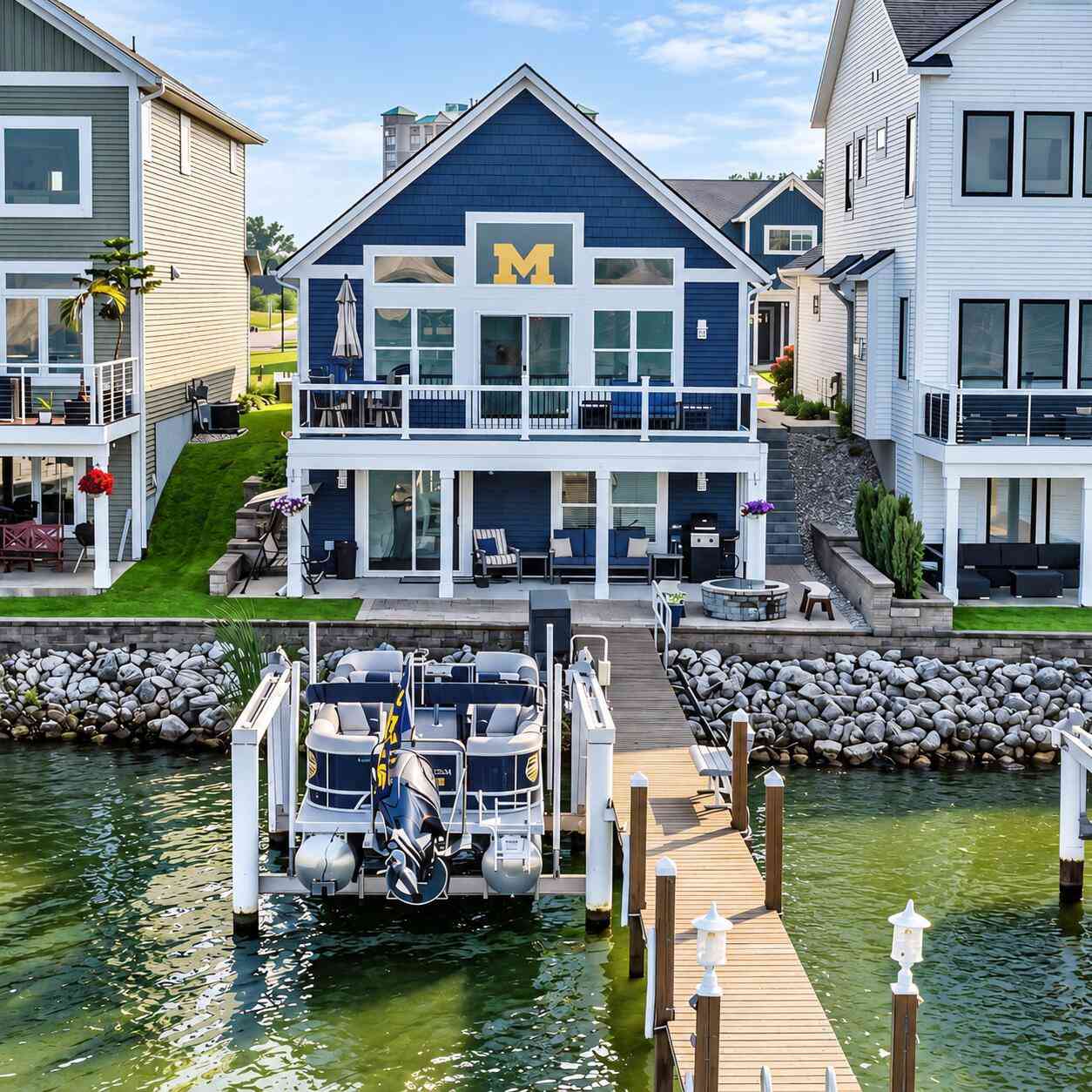 Condo For Sale - 303 Terrace Point Circle<br/> Muskegon, MI 49440