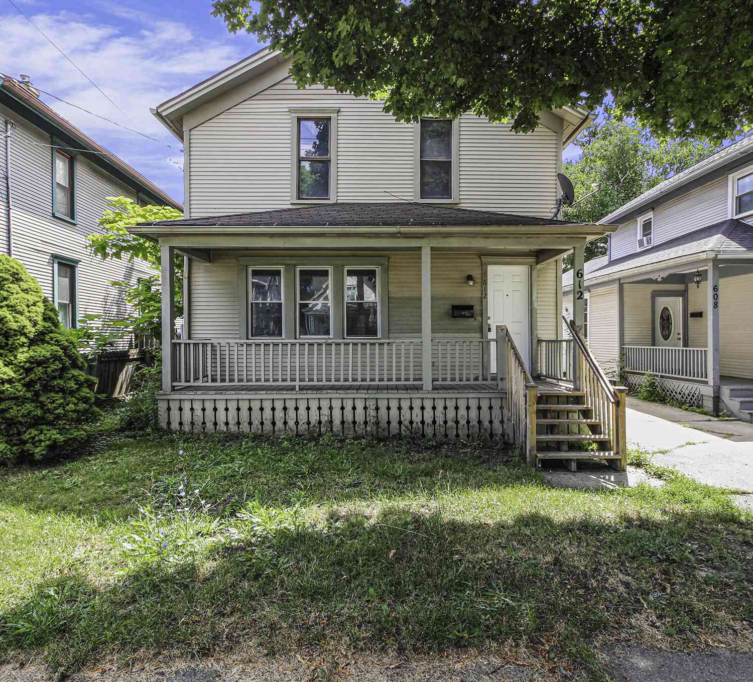 Homes For Sale - 612 N Walnut Street<br/> Ingham County, Lansing, MI 48933