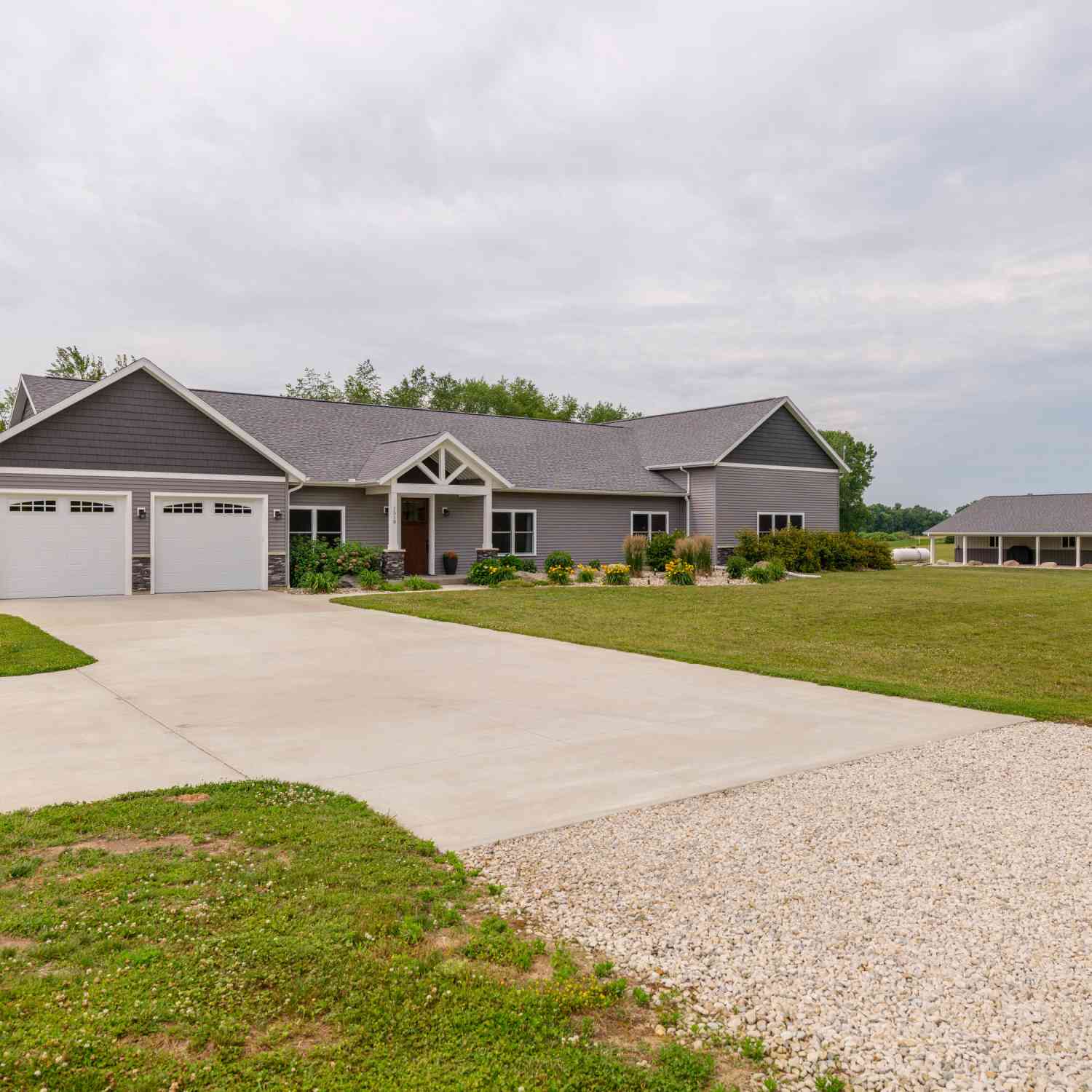 Homes For Sale - 1518 M Drive<br/> East Leroy, MI 49051