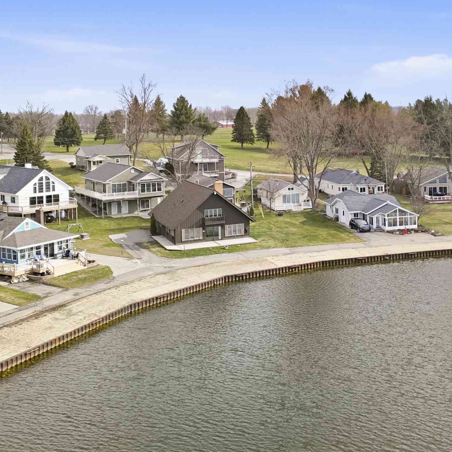 Homes For Sale - 6390 Lakeshore Drive<br/> Ionia County, Saranac, MI 48881