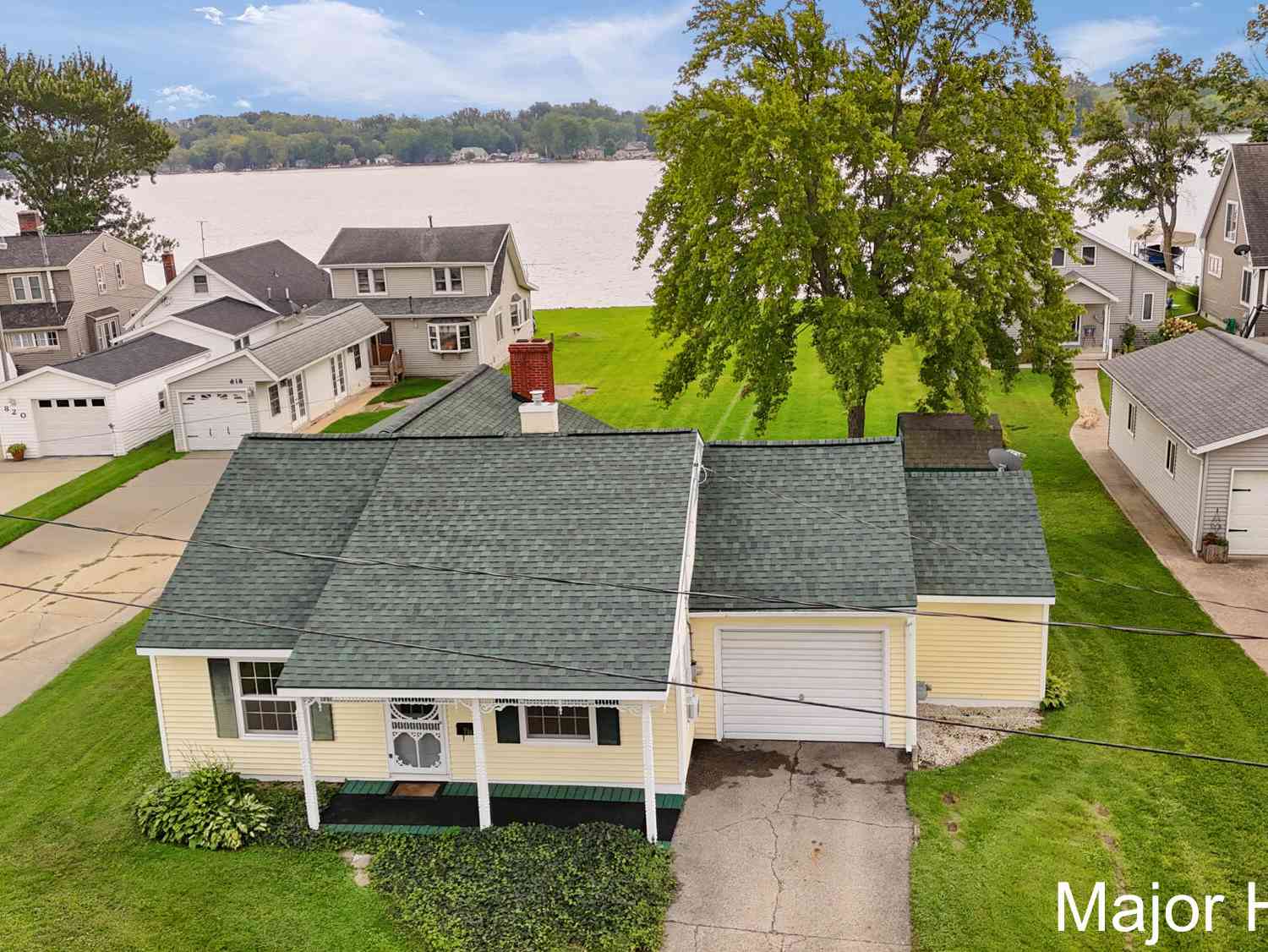 Homes For Sale - 734 Lakeview Drive<br/> Ionia County, Lake Odessa, MI 48849