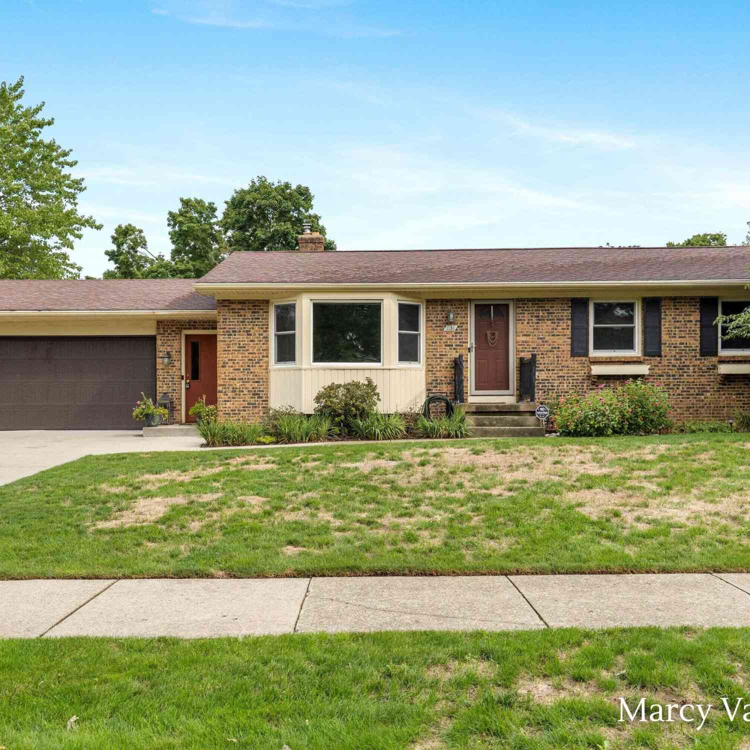 Homes For Sale - 1151 Brownell Street<br/> Grand Rapids, MI 49508