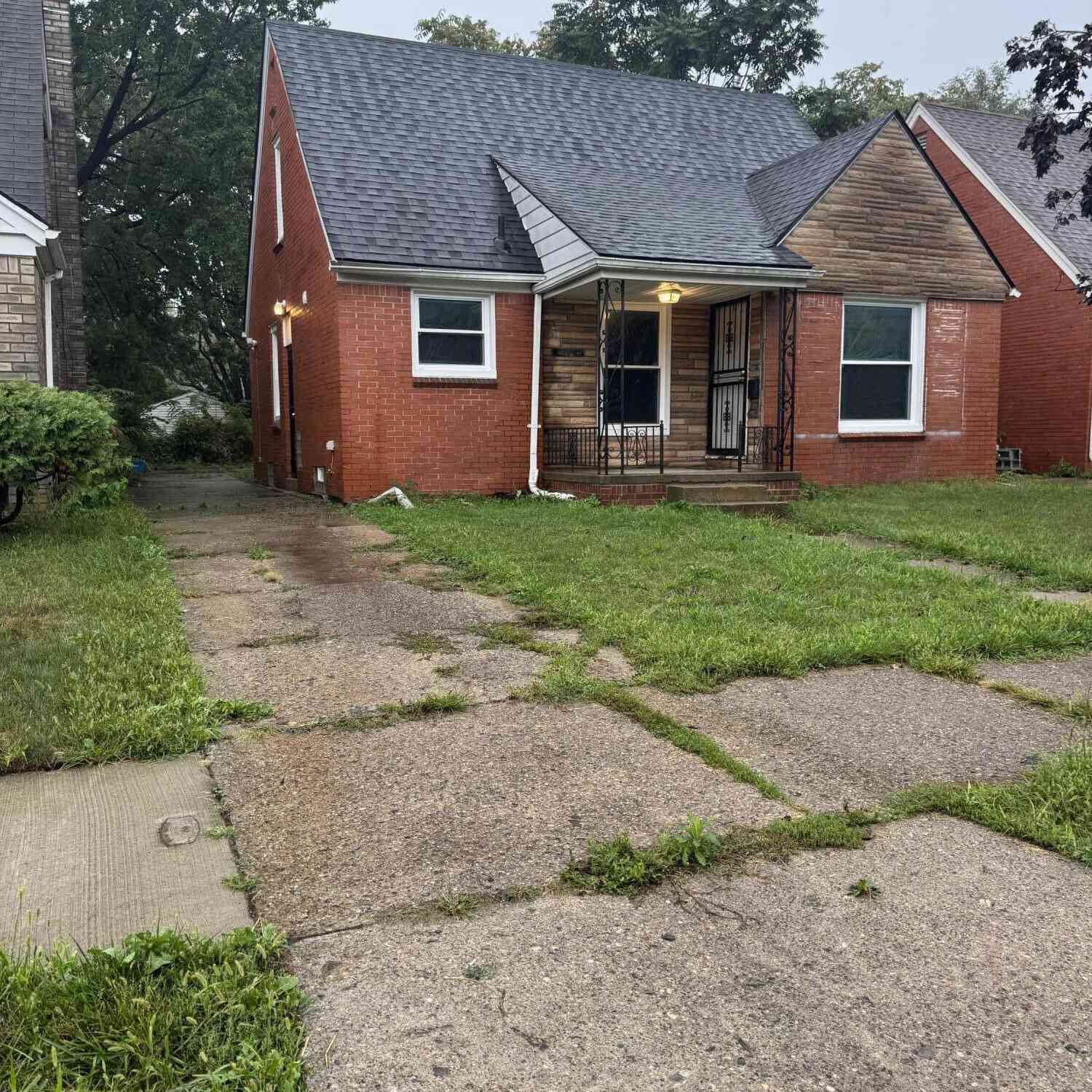 Homes For Sale - 11566 Sanford Avenue<br/> Detroit, MI 48205