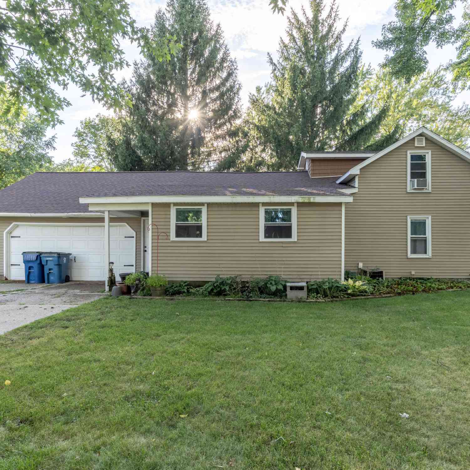 Homes For Sale - 188 Cutter Avenue<br/> Coldwater, MI 49036