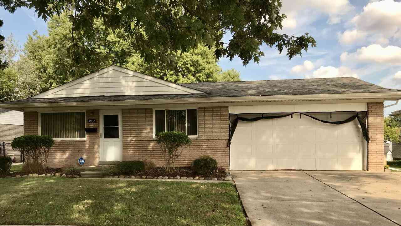 Homes For Sale - 3935 Lovett Avenue<br/> Wayne County, Inkster, MI 48141
