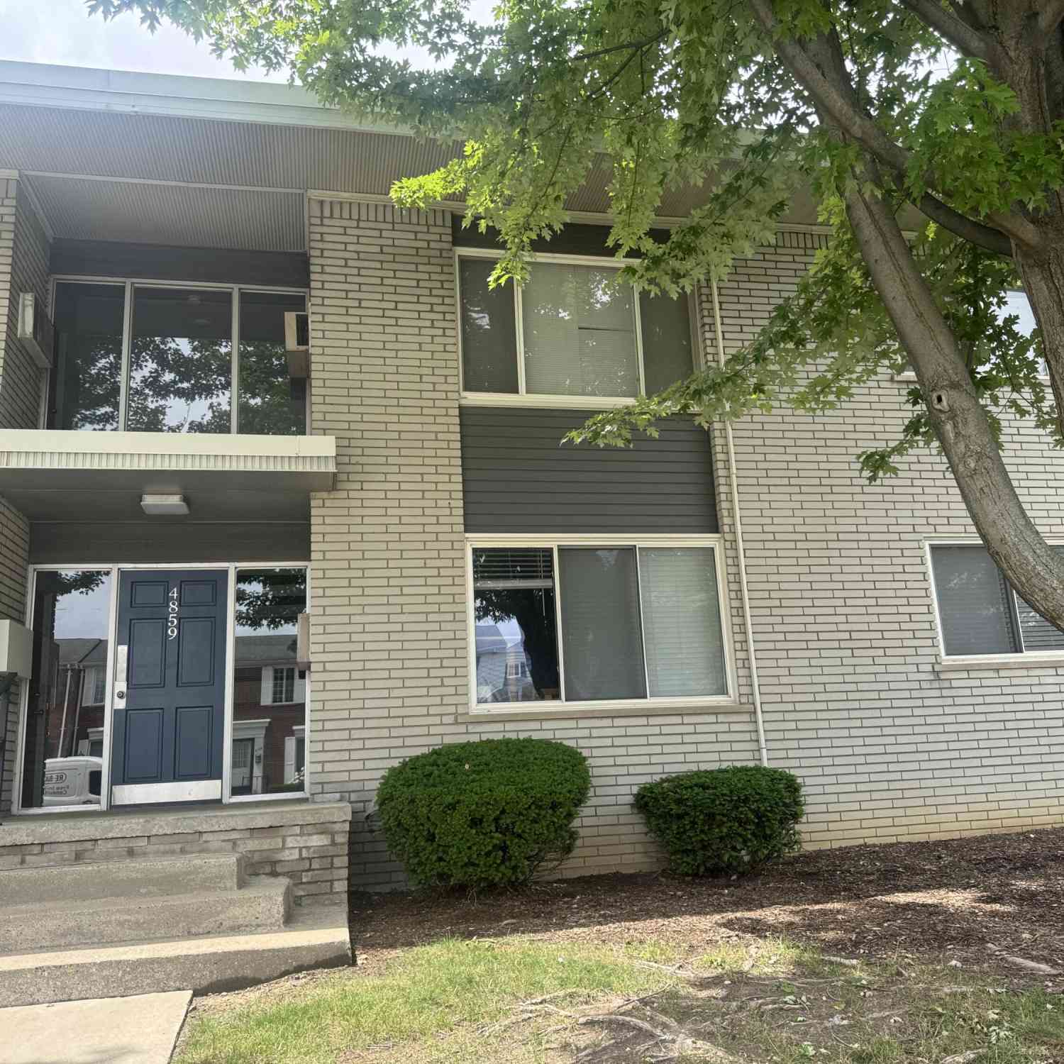 Condo For Rent - 4859 Mansfield Avenue #8H<br/> Royal Oak, MI 48073