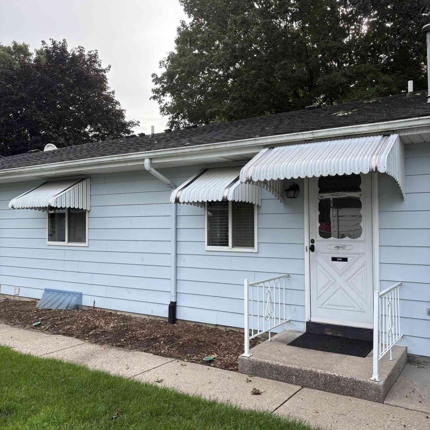 Condo For Sale - 5742 Leisure South Drive #101<br/> Kent County, Kentwood, MI 49548