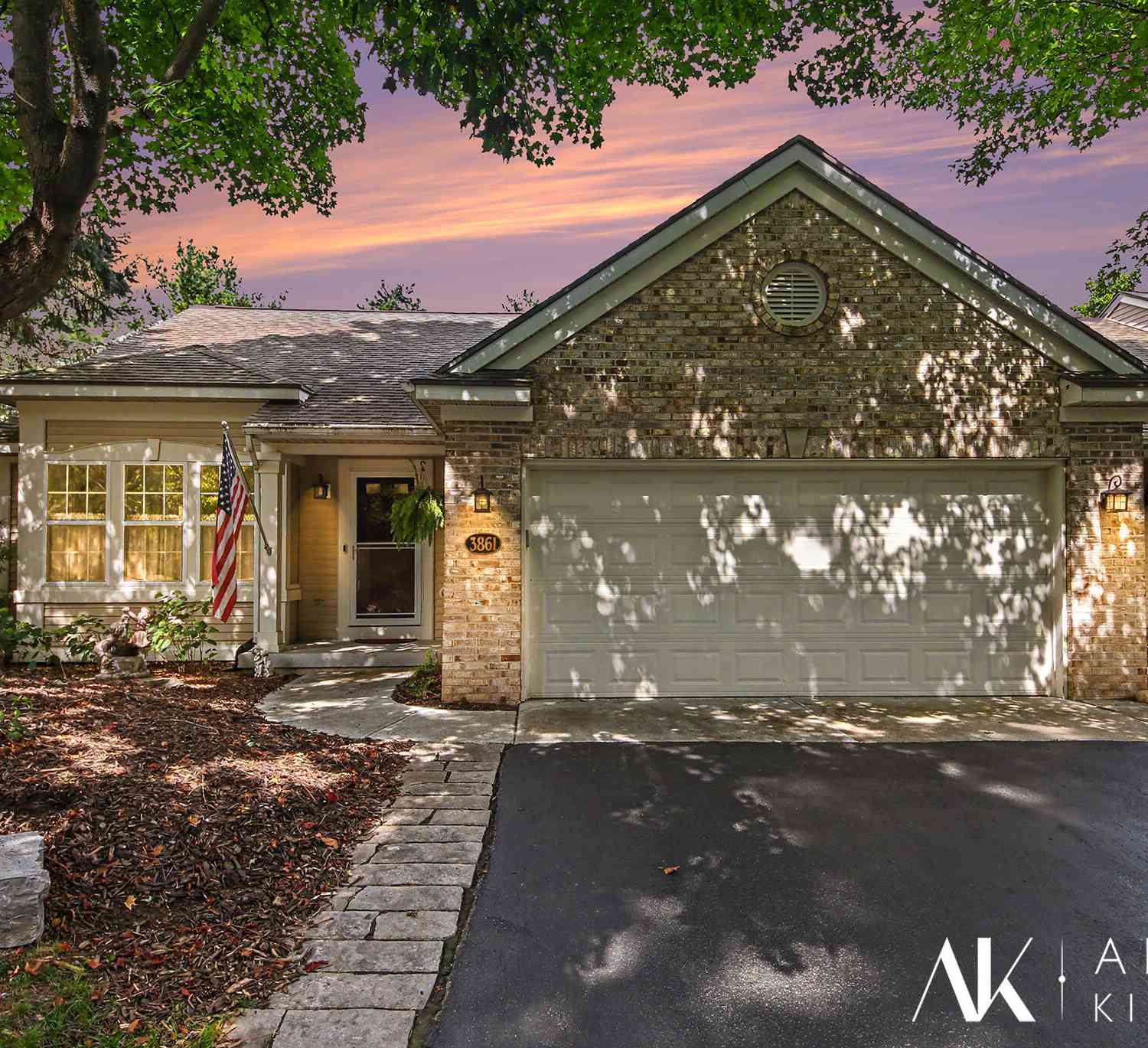 Condo For Sale - 3861 Old Elm Drive<br/> Kentwood, MI 49512
