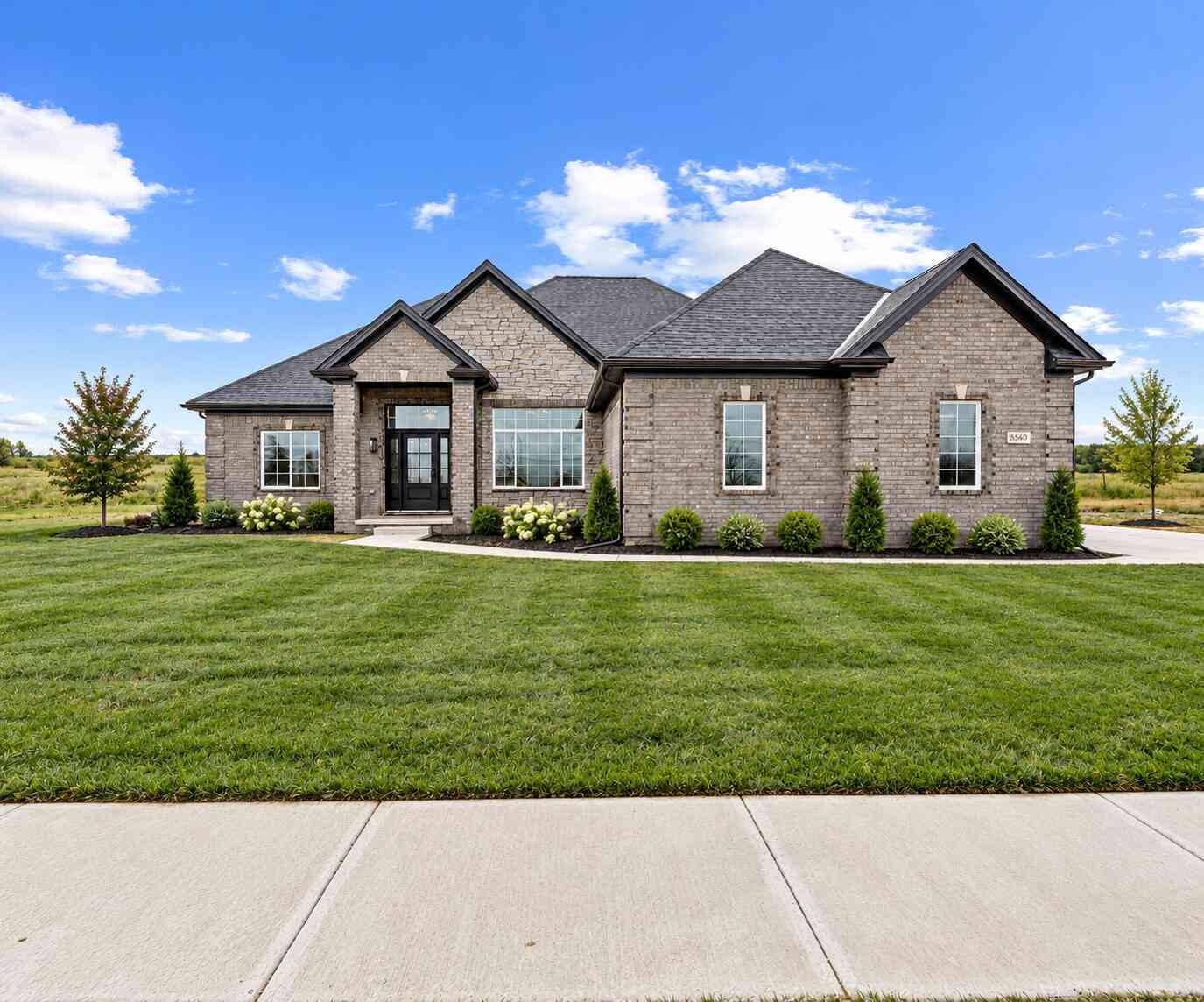 Homes For Sale - 8139 Hunters Ridge Drive<br/> Newport, MI 48166