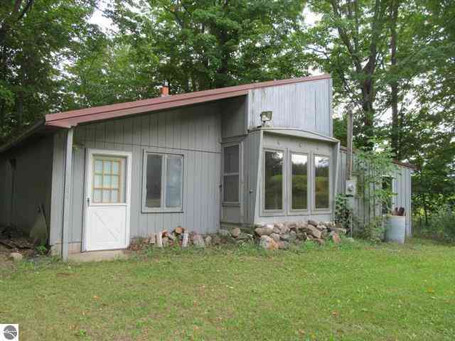 Homes For Sale - 22484 90th Avenue<br/> Marion, MI 49665