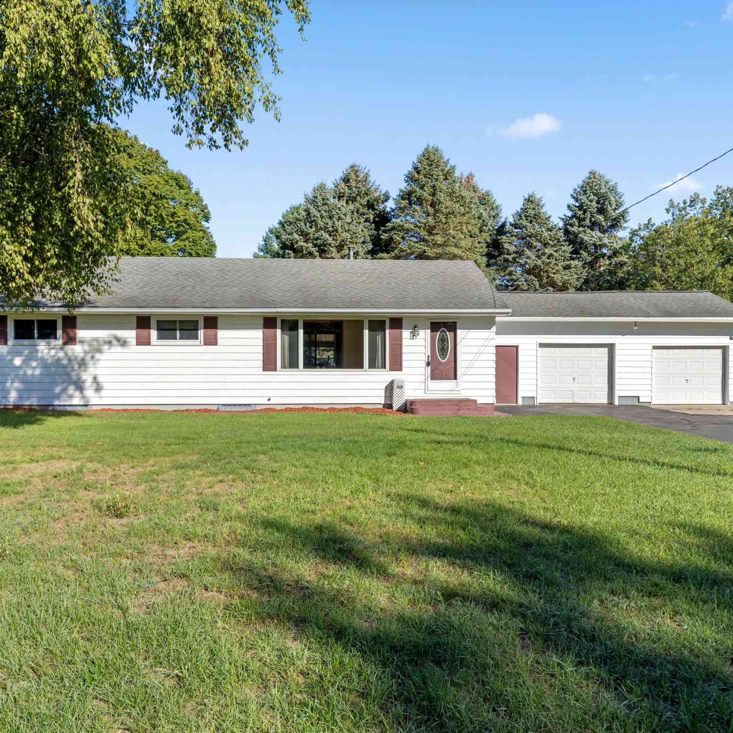 Homes For Sale - 317 E 2nd Street<br/> Trufant, MI 49347