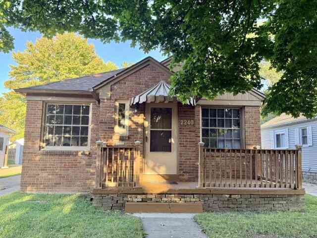Homes For Sale - 2240 Avon Street<br/> Saginaw, MI 48602