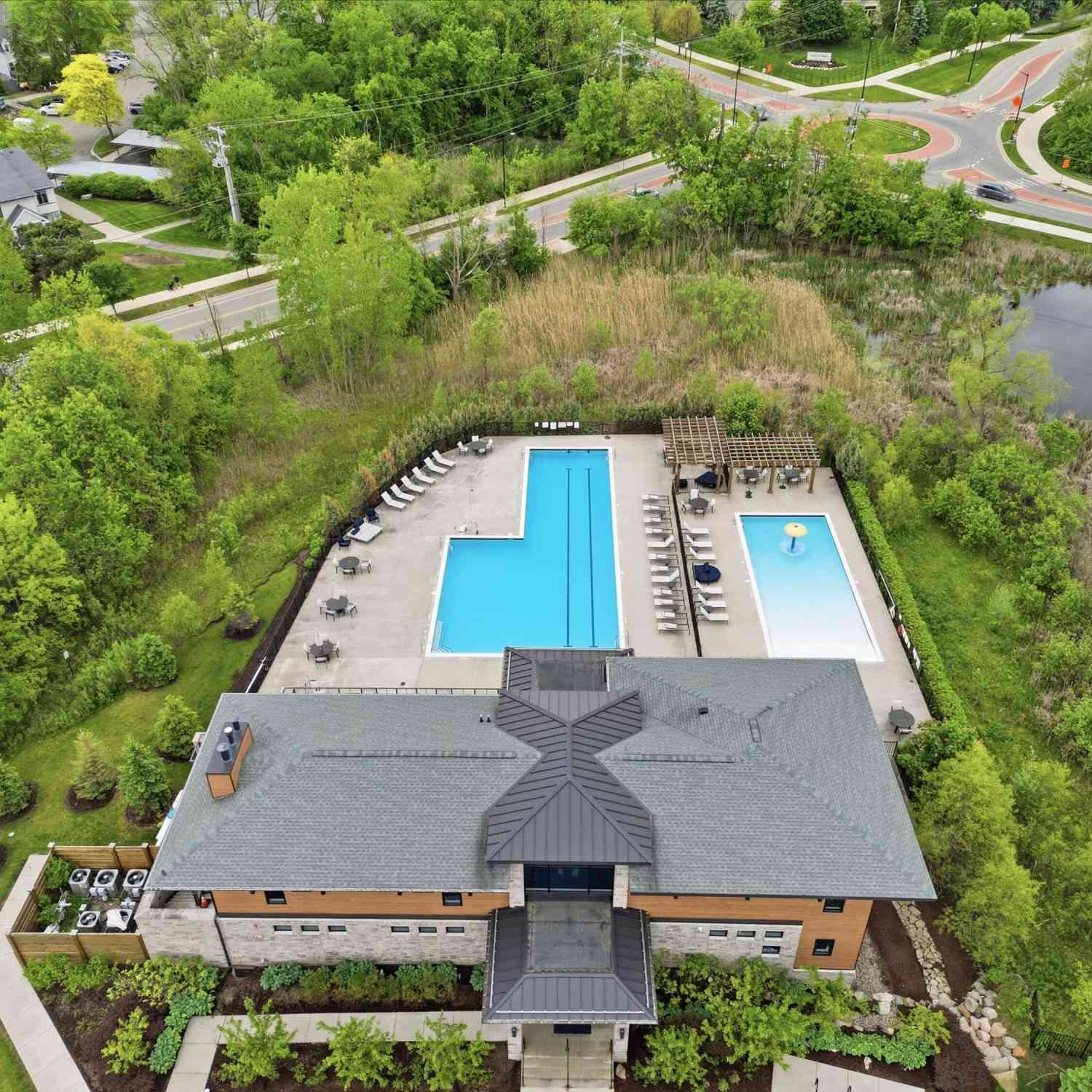 Condo For Sale - 2768 Ashcombe Drive<br/> Ann Arbor, MI 48105