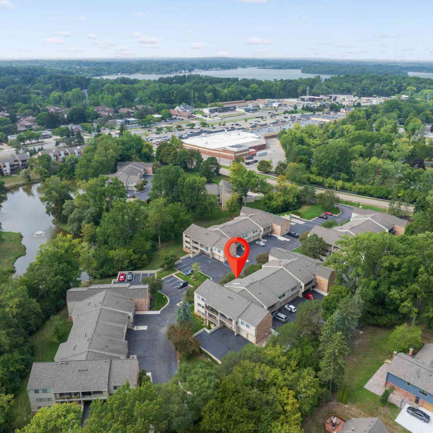 Condo For Sale - 3835 Lone Pine Road #100<br/> West Bloomfield, MI 48323